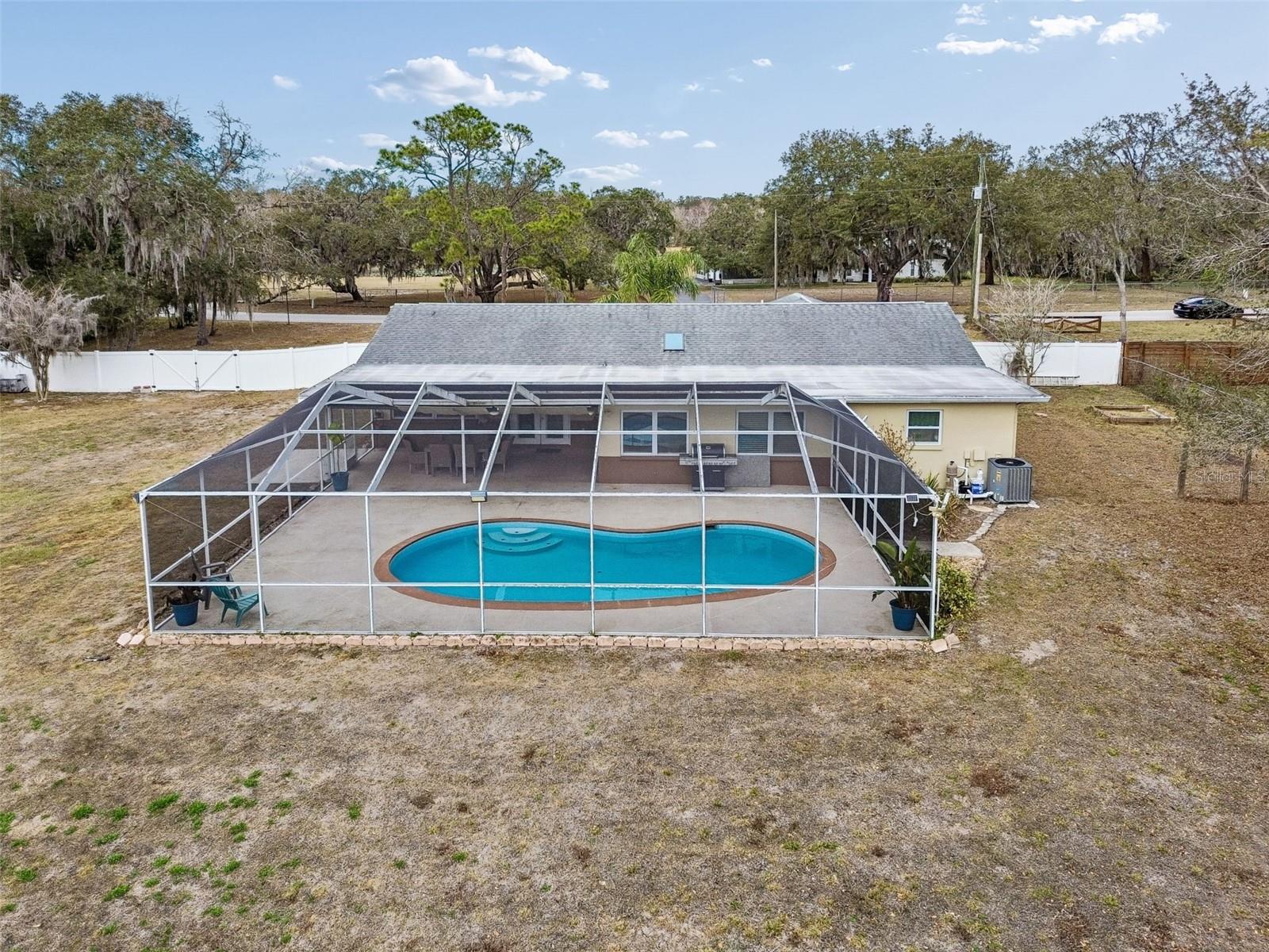 GOLDEN ACRES - Residential