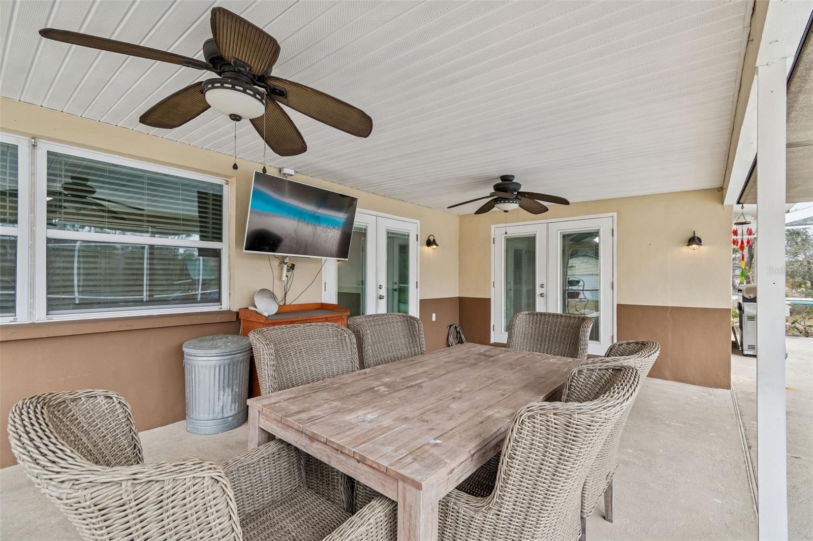 GOLDEN ACRES - Residential