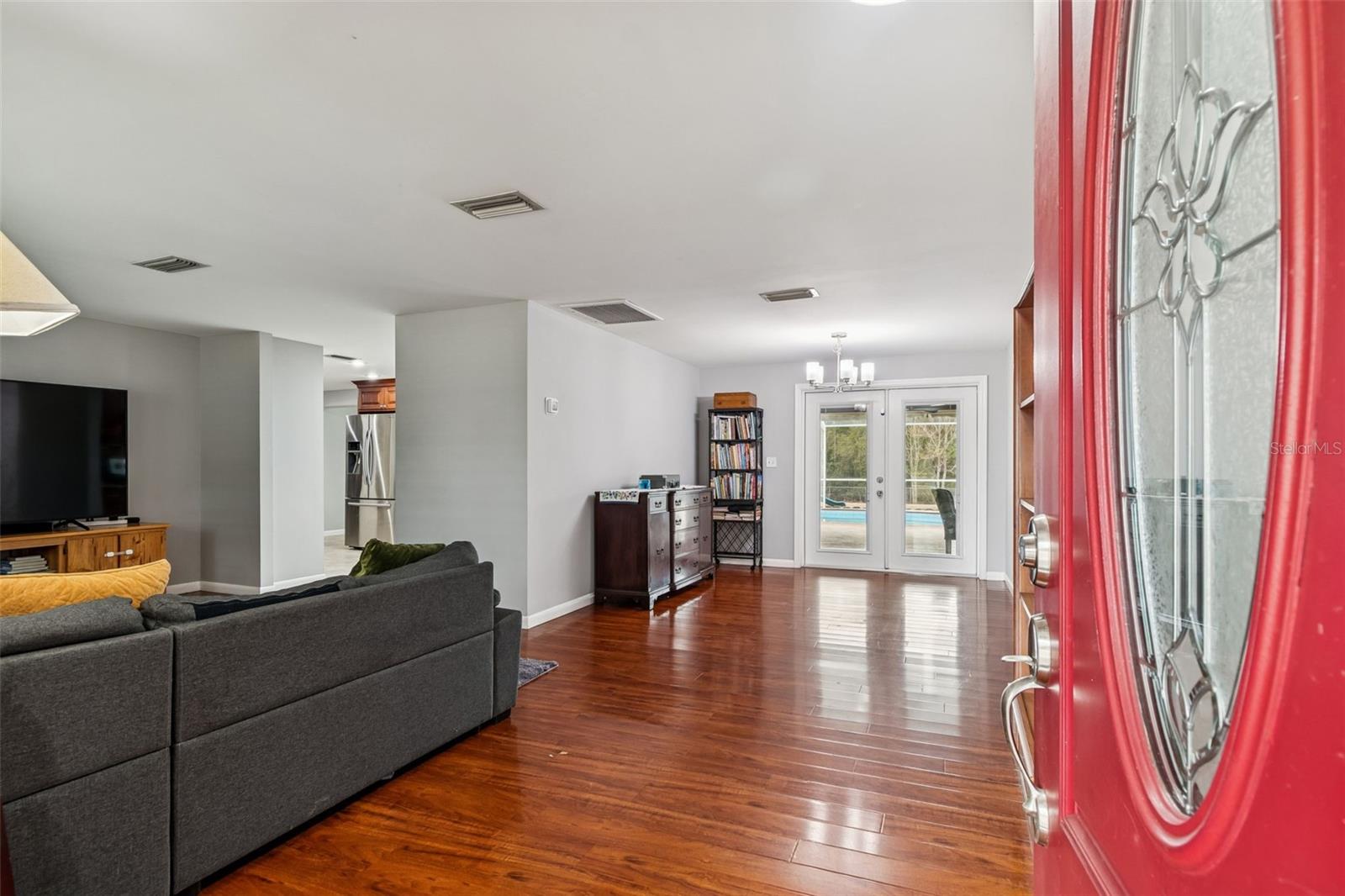 GOLDEN ACRES - Residential