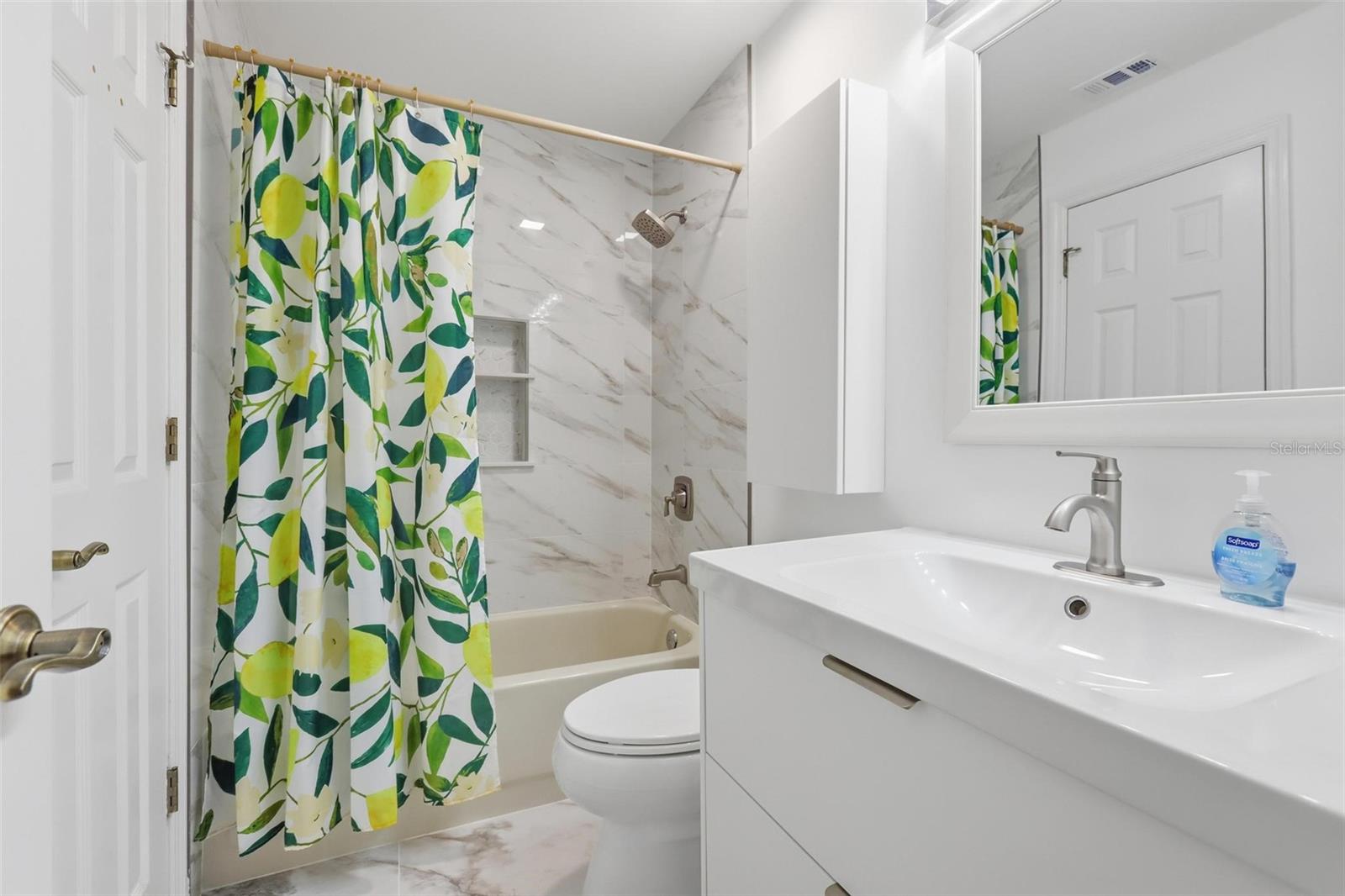 HIDDEN VILLAGE - Residential