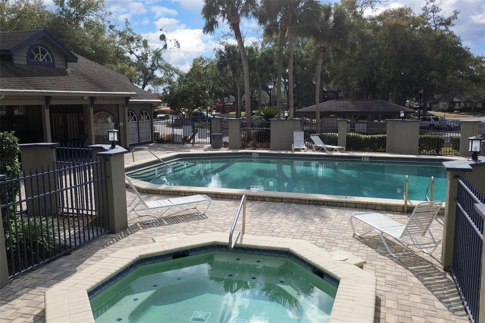 HIDDEN VILLAGE - Residential