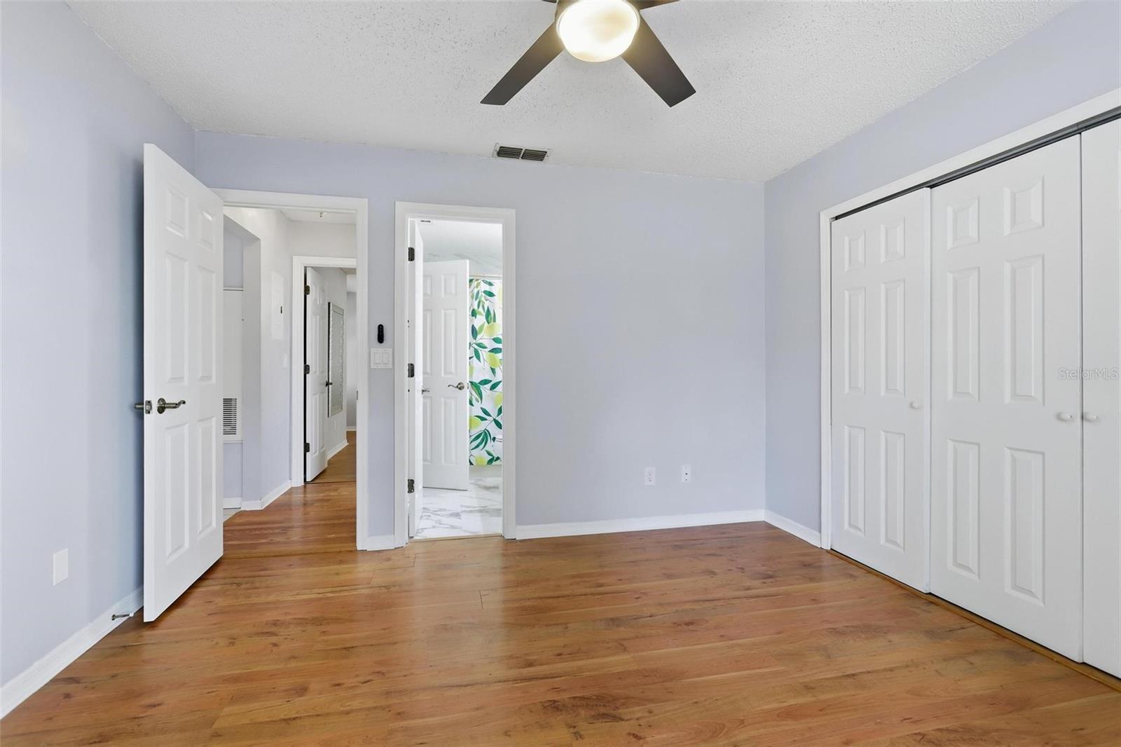 HIDDEN VILLAGE - Residential