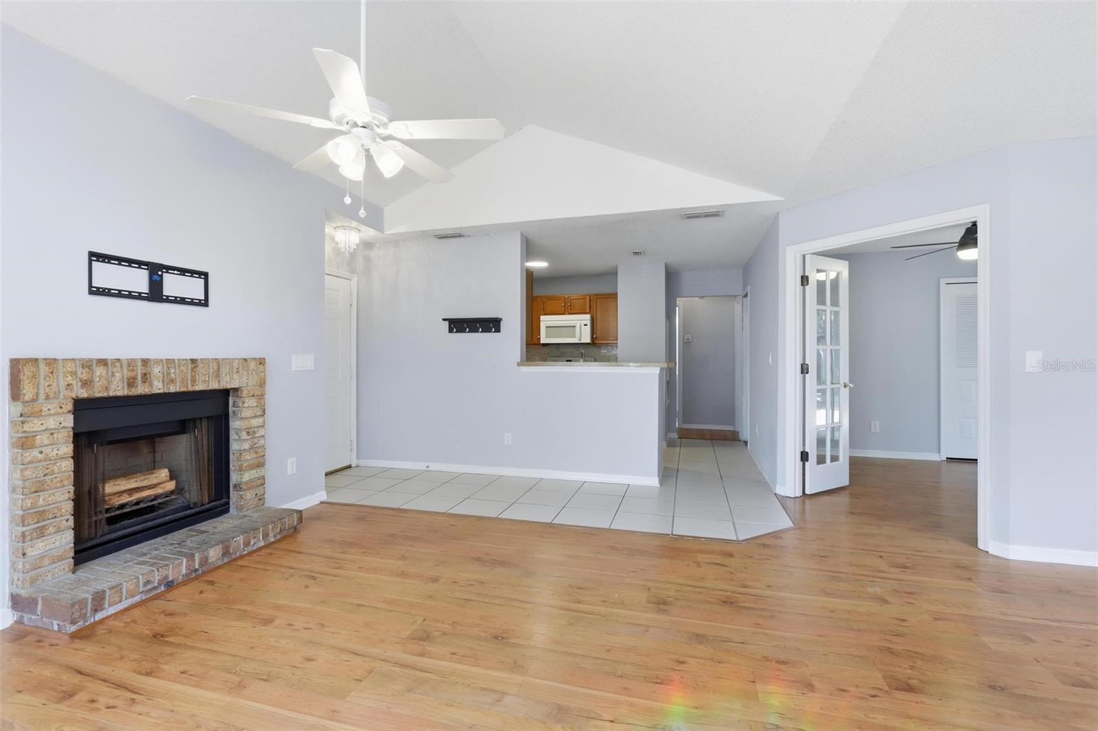 HIDDEN VILLAGE - Residential