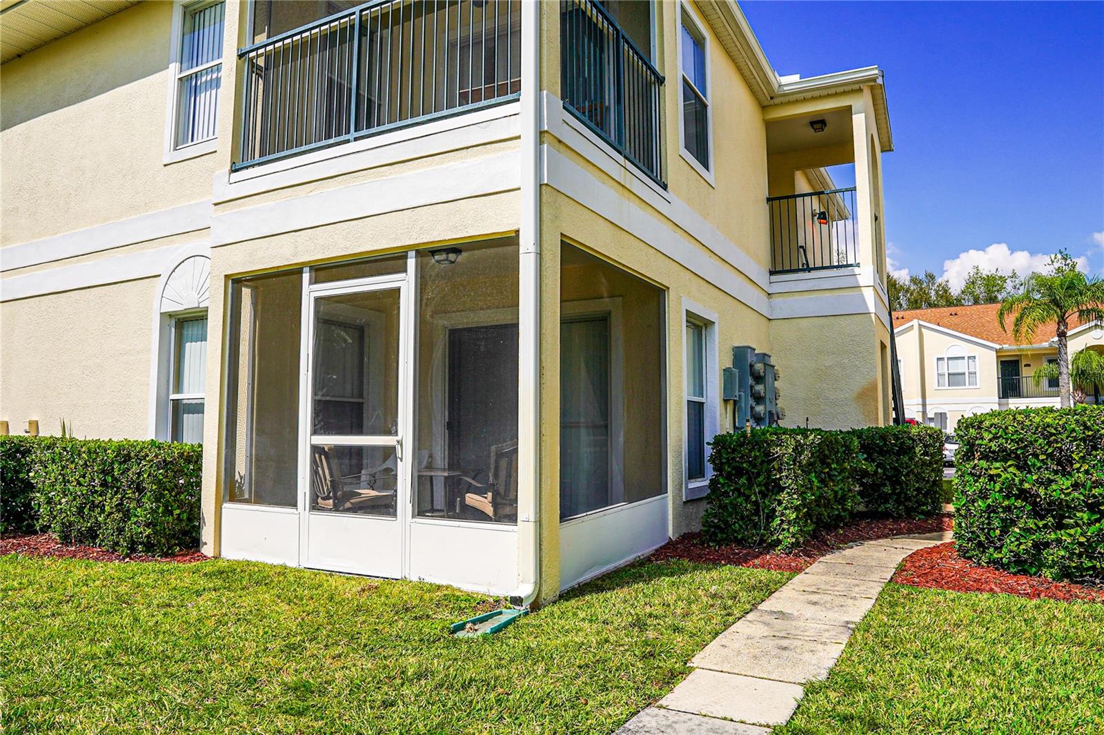 8812 GRAND PALMS CIRCLE A