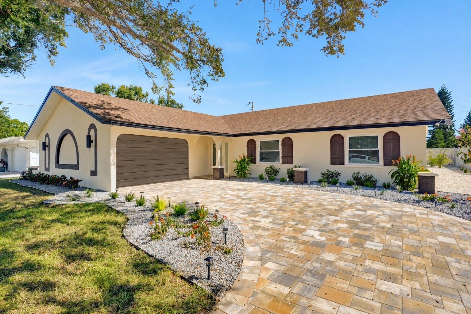 915 60TH STREET W