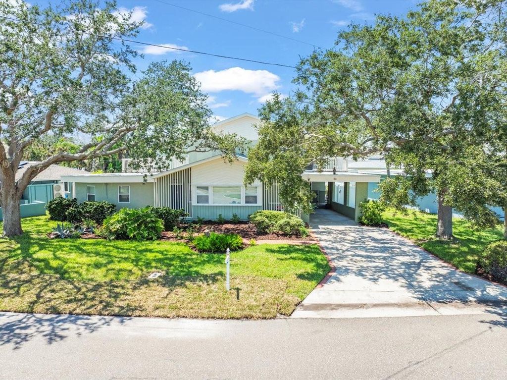 Photo of 30 160th Avenue, Redington Beach, FL 33708 (MLS # TB8424211)