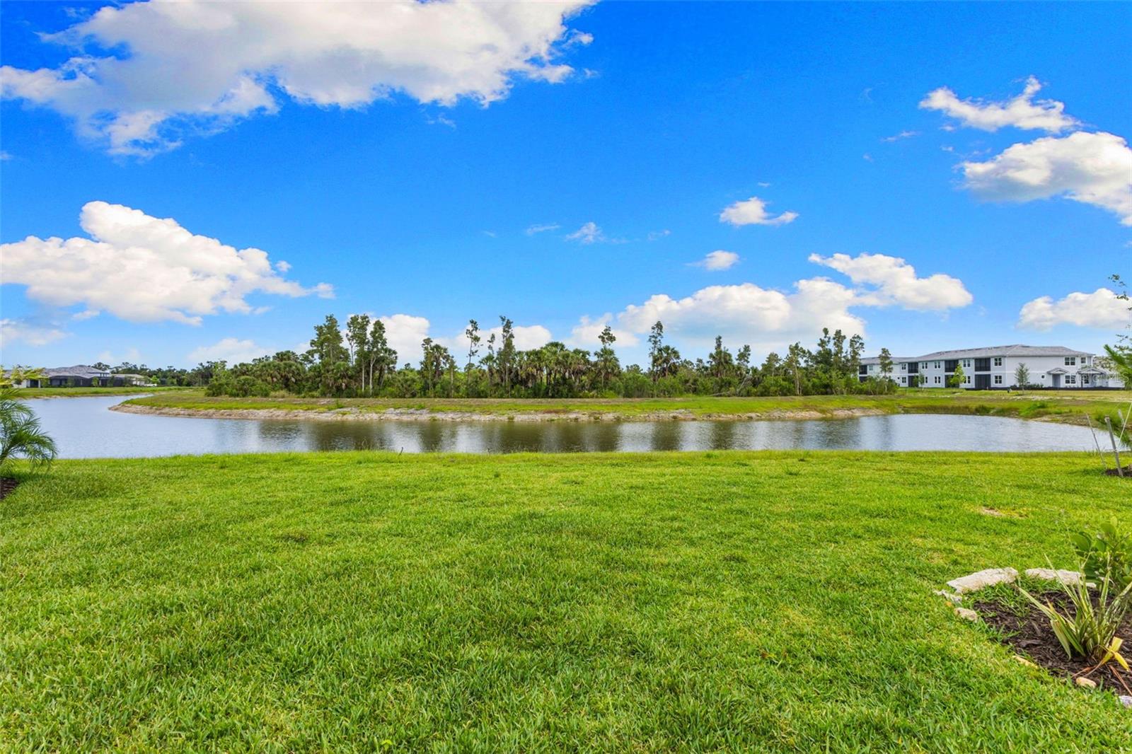 LAKESPUR/WELLEN PARK - Residential Lease