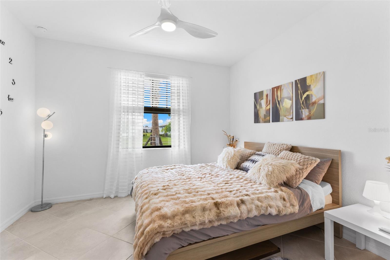 LAKESPUR/WELLEN PARK - Residential Lease