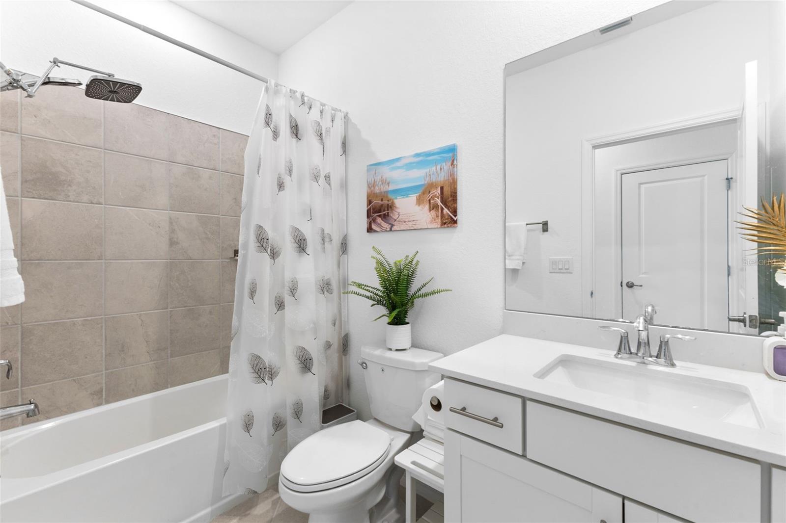 LAKESPUR/WELLEN PARK - Residential Lease