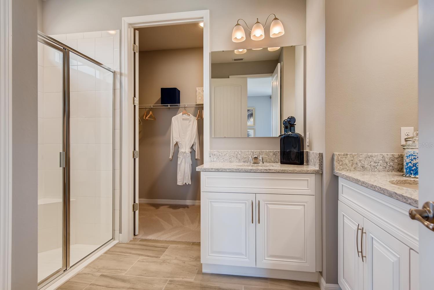 LAKES OF MOUNT DORA - Residential