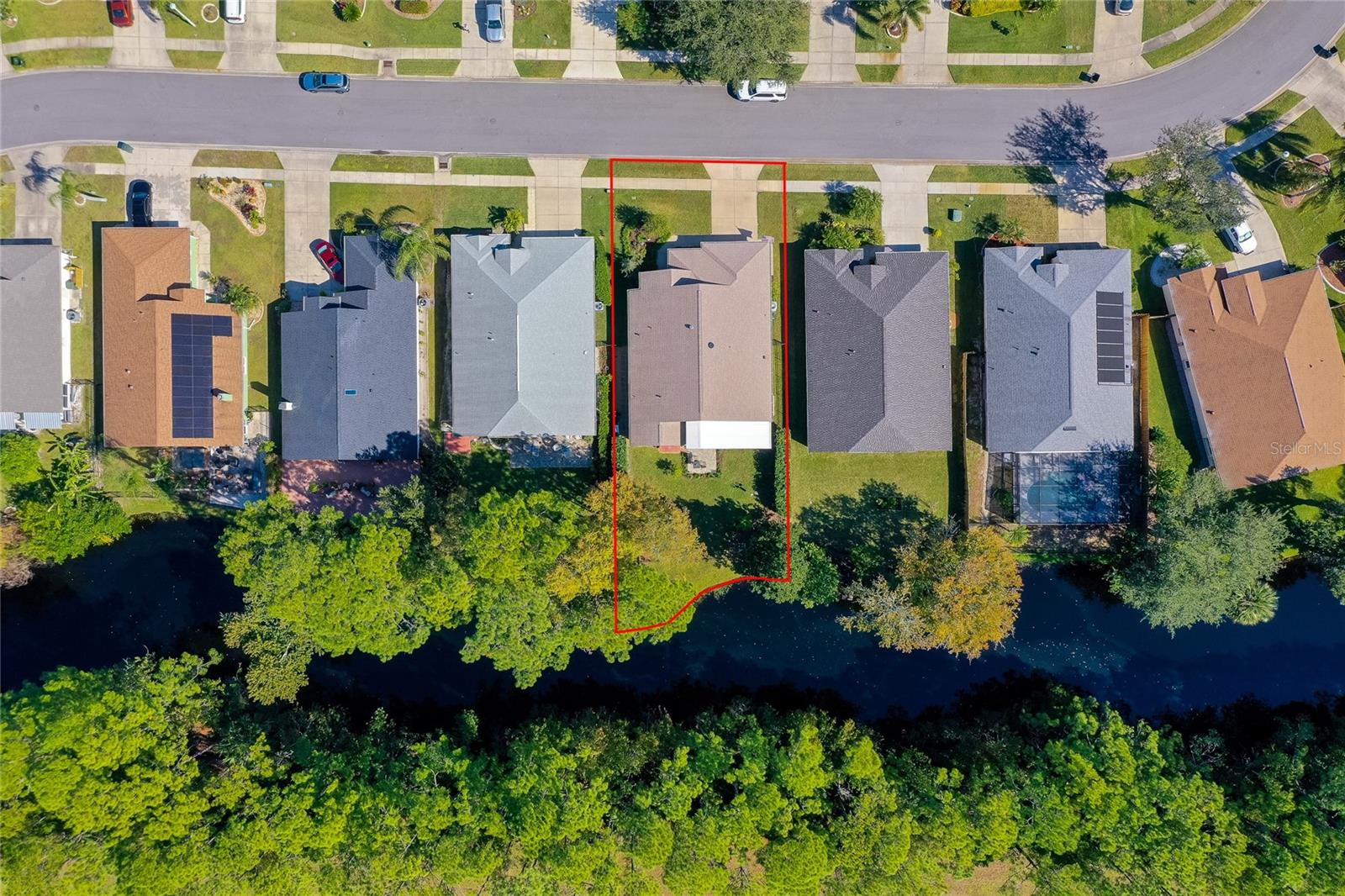 CYPRESS COVE/PELICAN BAY 03 - Residential