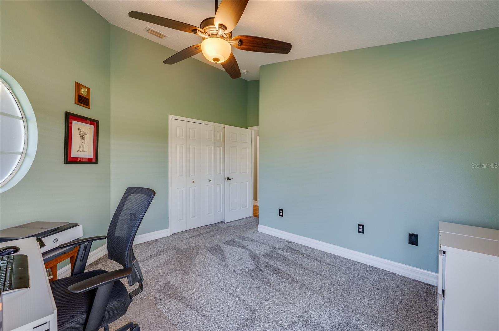 CYPRESS COVE/PELICAN BAY 03 - Residential