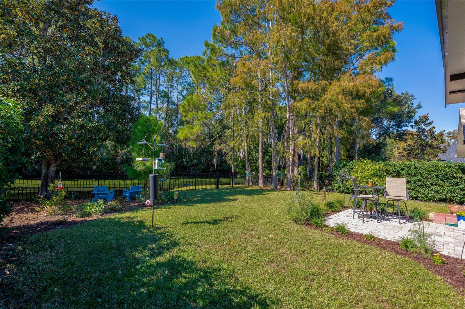 CYPRESS COVE/PELICAN BAY 03 - Residential