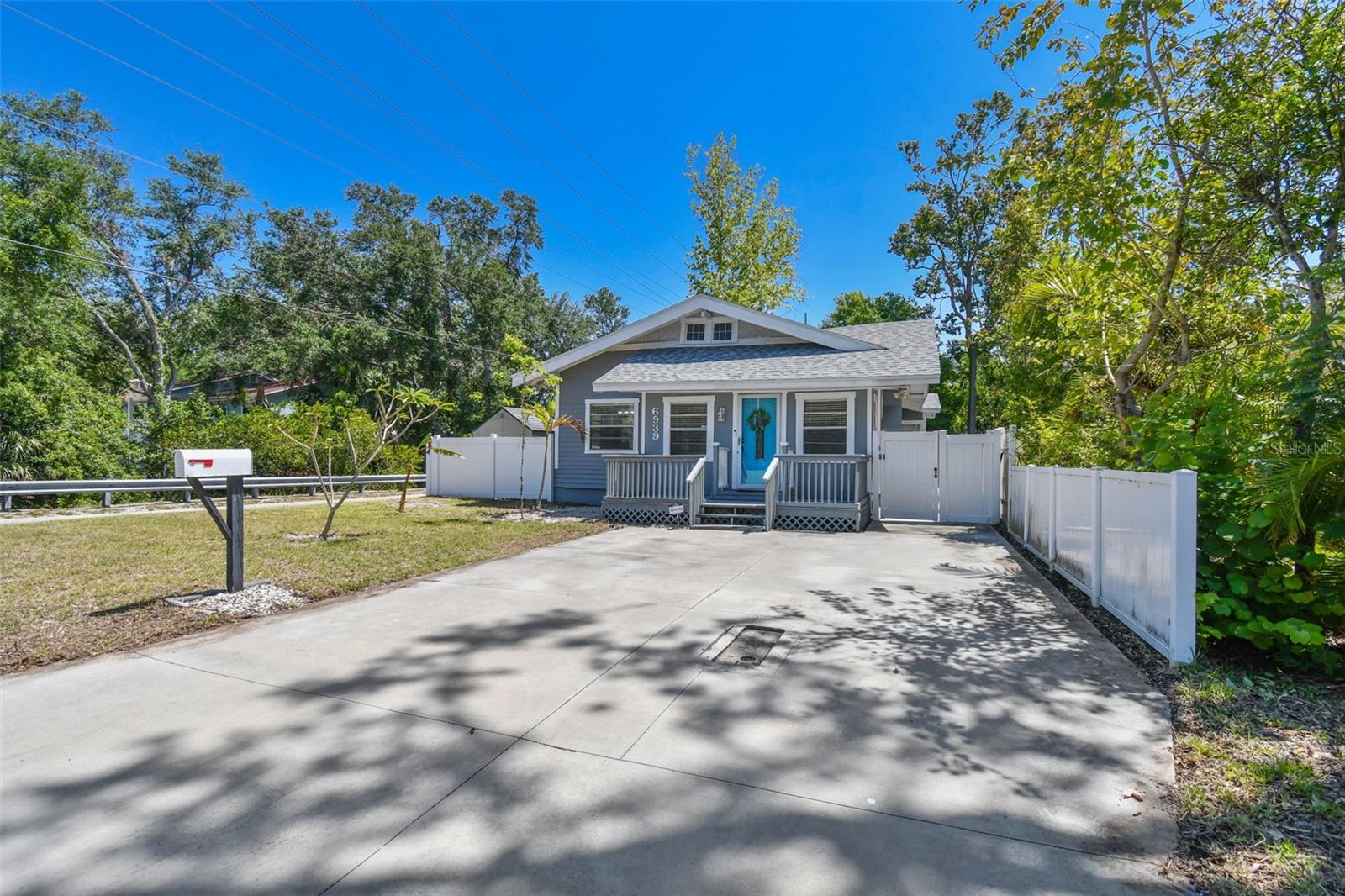 6939 3RD STREET N