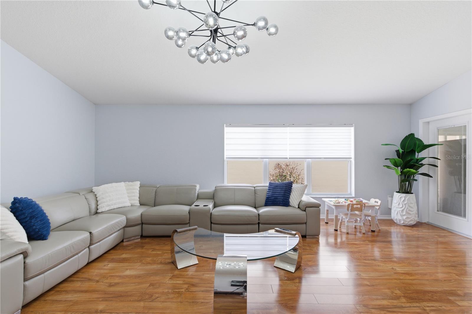 PALMS AT SEVEN HILLS - Residential