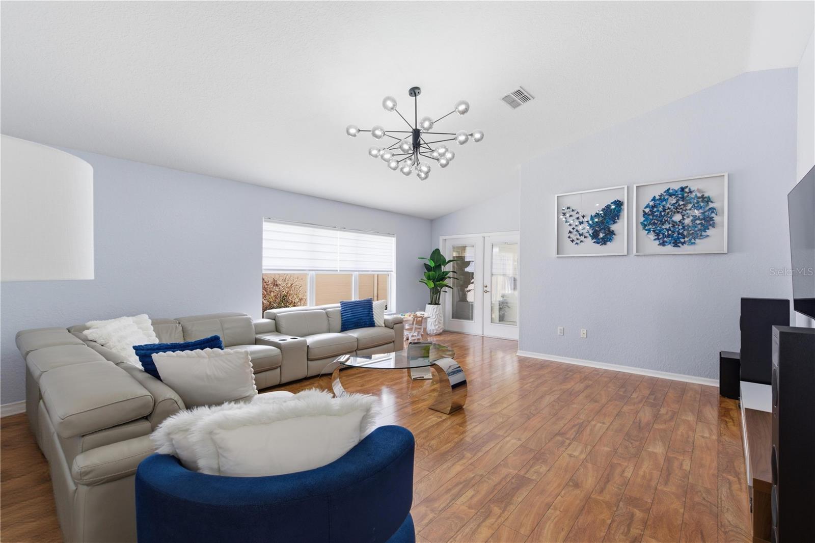 PALMS AT SEVEN HILLS - Residential