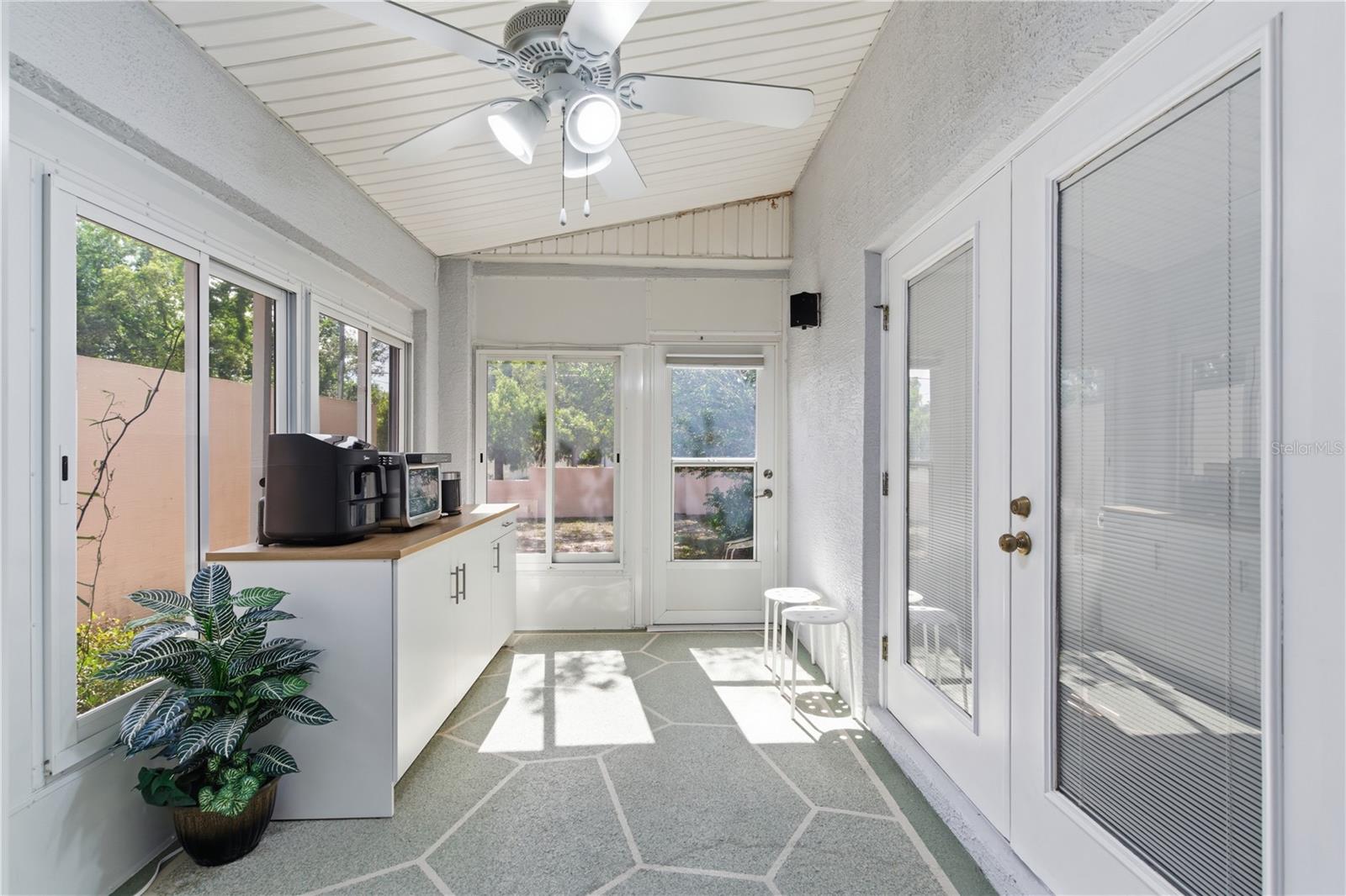 PALMS AT SEVEN HILLS - Residential