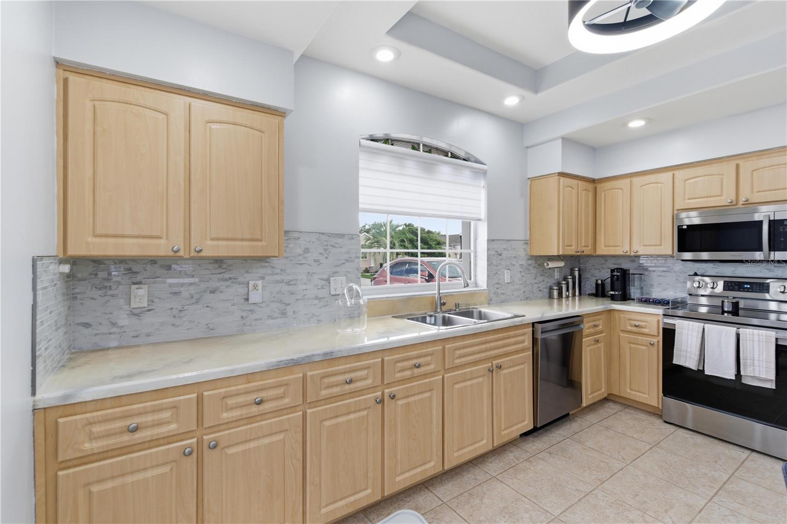 PALMS AT SEVEN HILLS - Residential