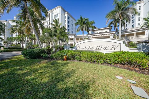 Photo of 3329 Sunset Key Circle #308, Punta Gorda, FL 33955 (MLS # C7516338) Photo of 3329 Sunset Key Circle #308, Punta Gorda, FL 33955 (MLS # C7516338)