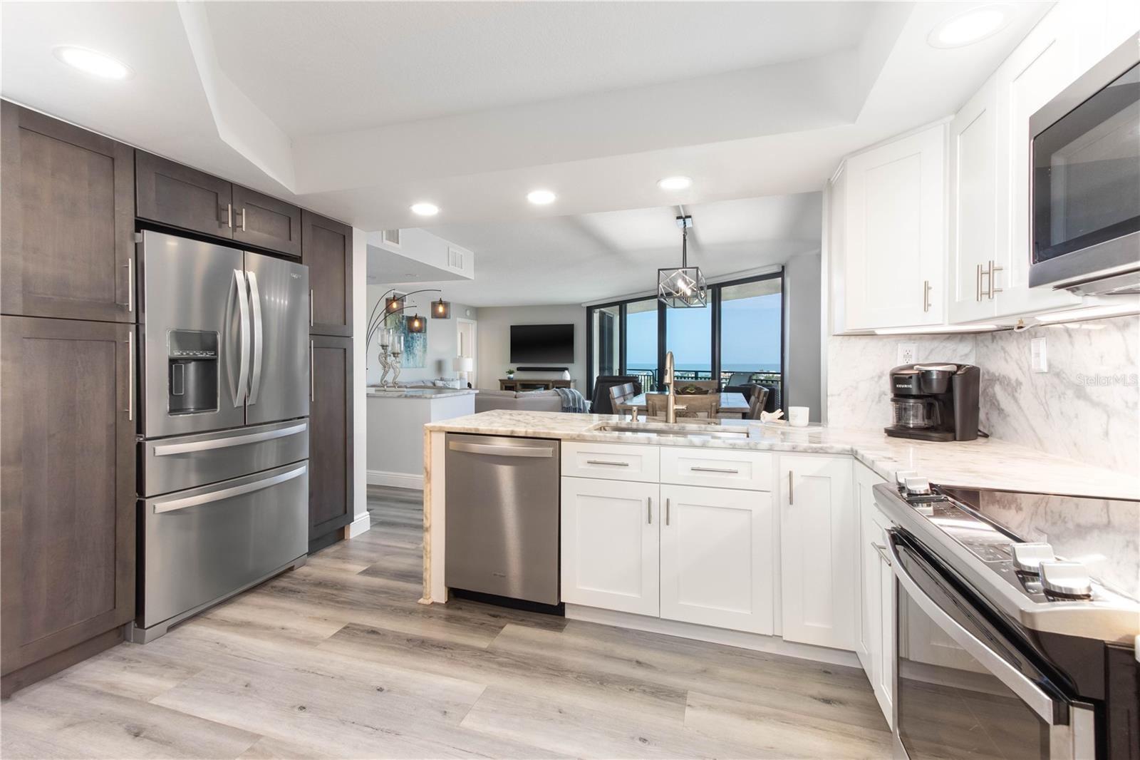 ISLAND WALK CONDO - Residential Lease