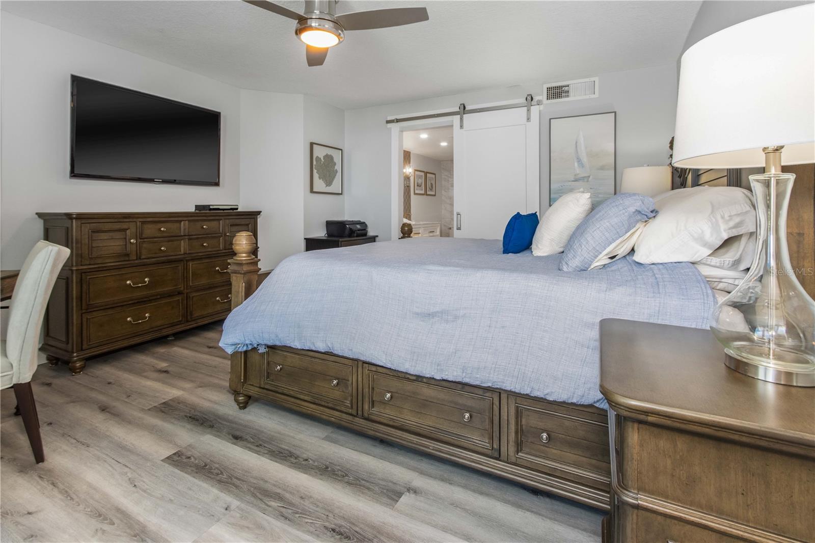 ISLAND WALK CONDO - Residential Lease