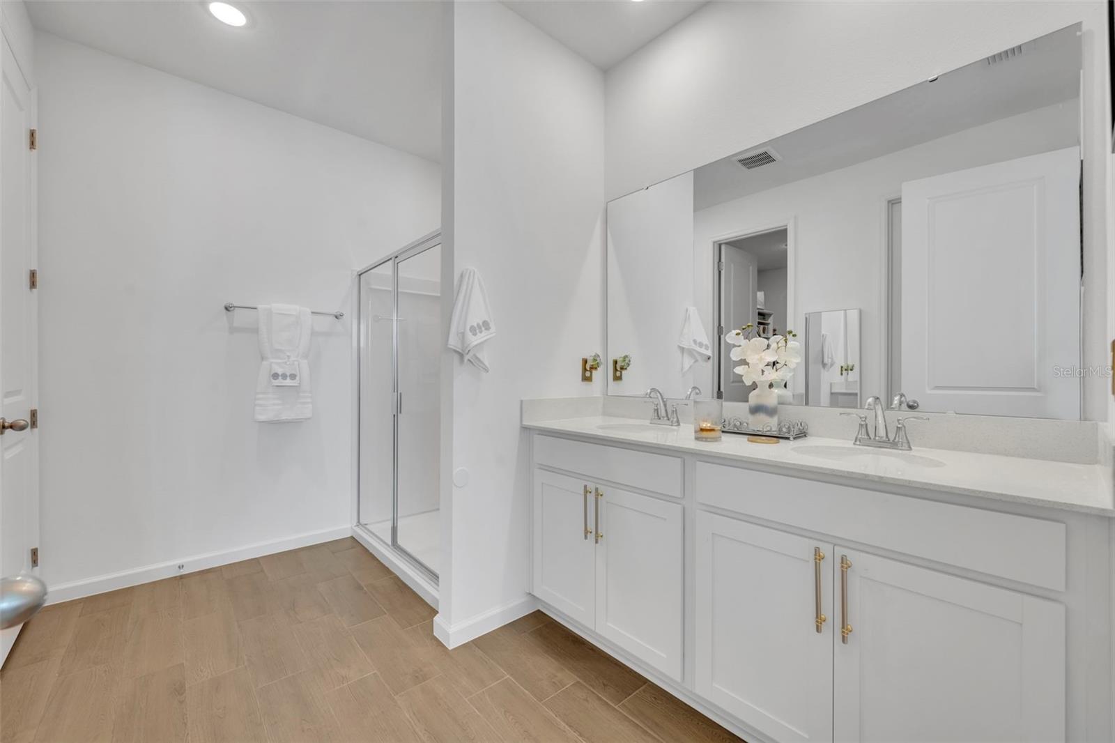 SEASONS AT BELLA VISTA - Residential