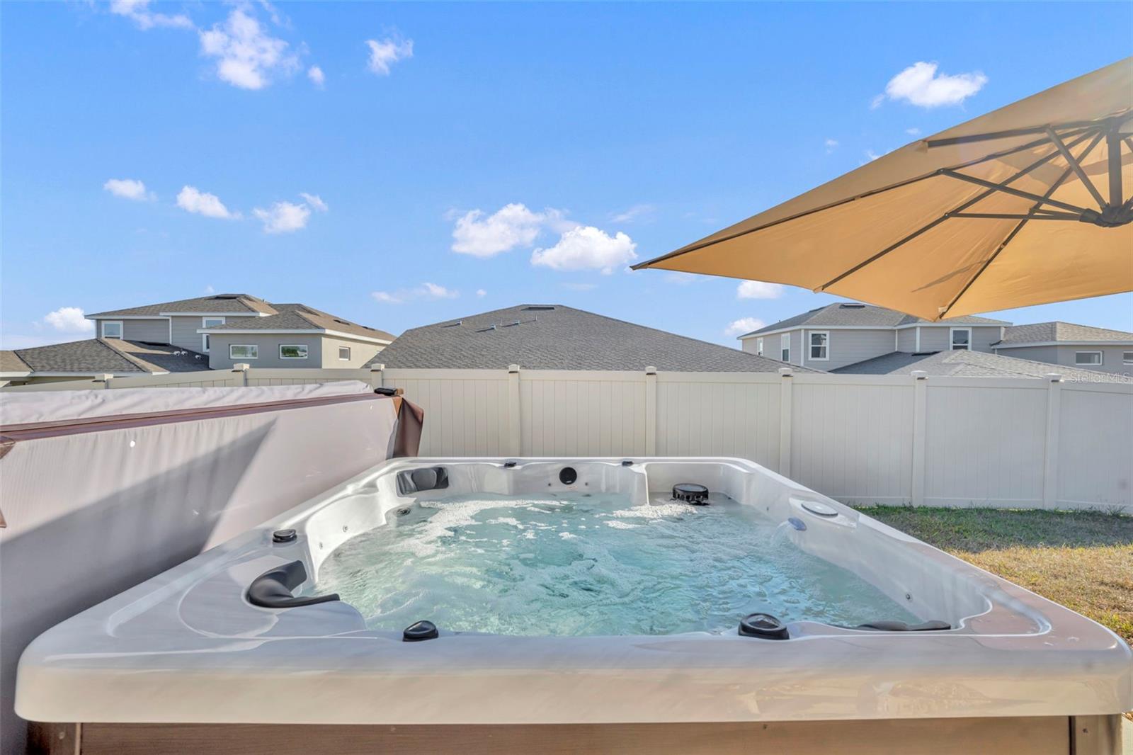 SEASONS AT BELLA VISTA - Residential