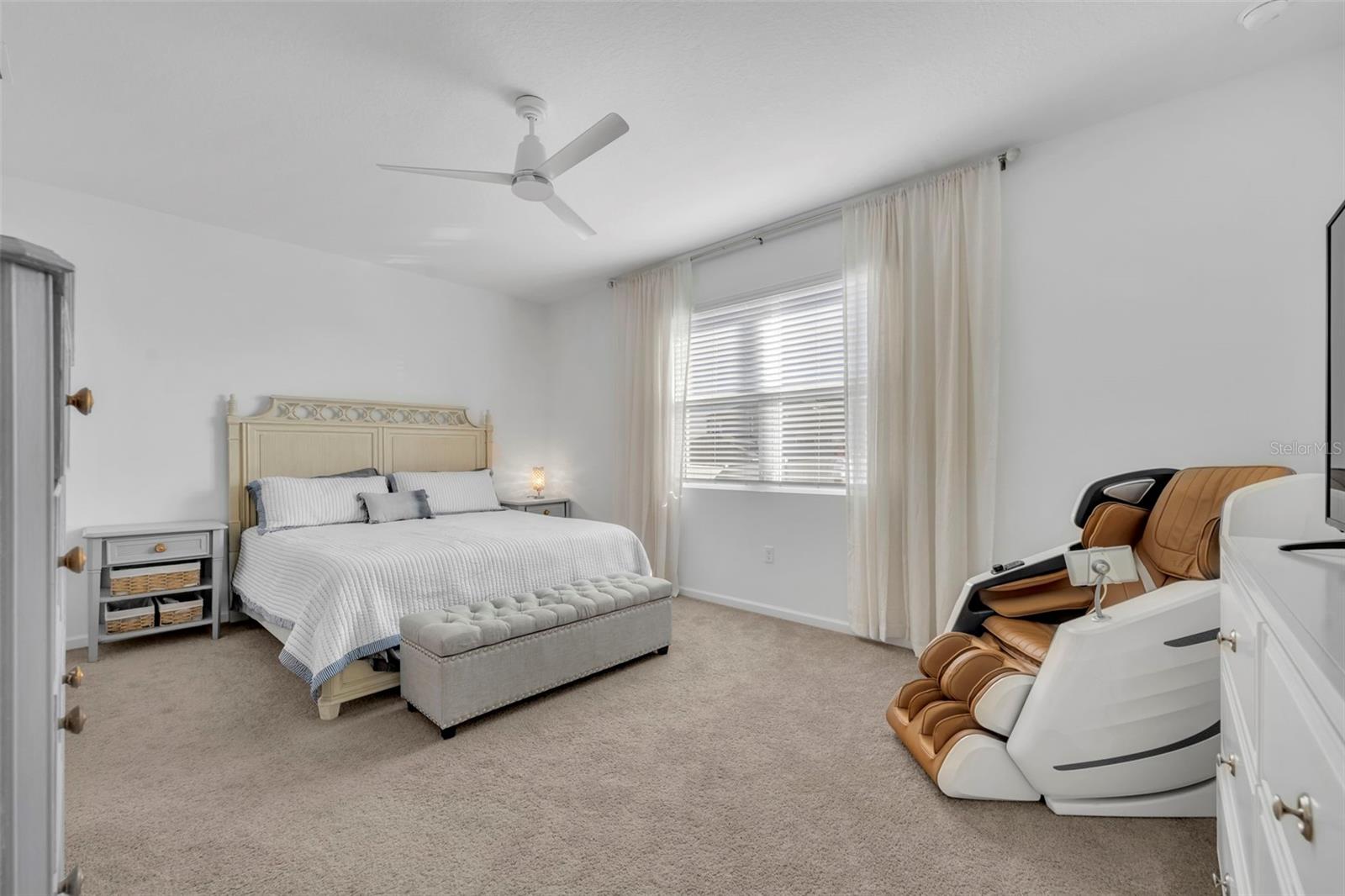 SEASONS AT BELLA VISTA - Residential