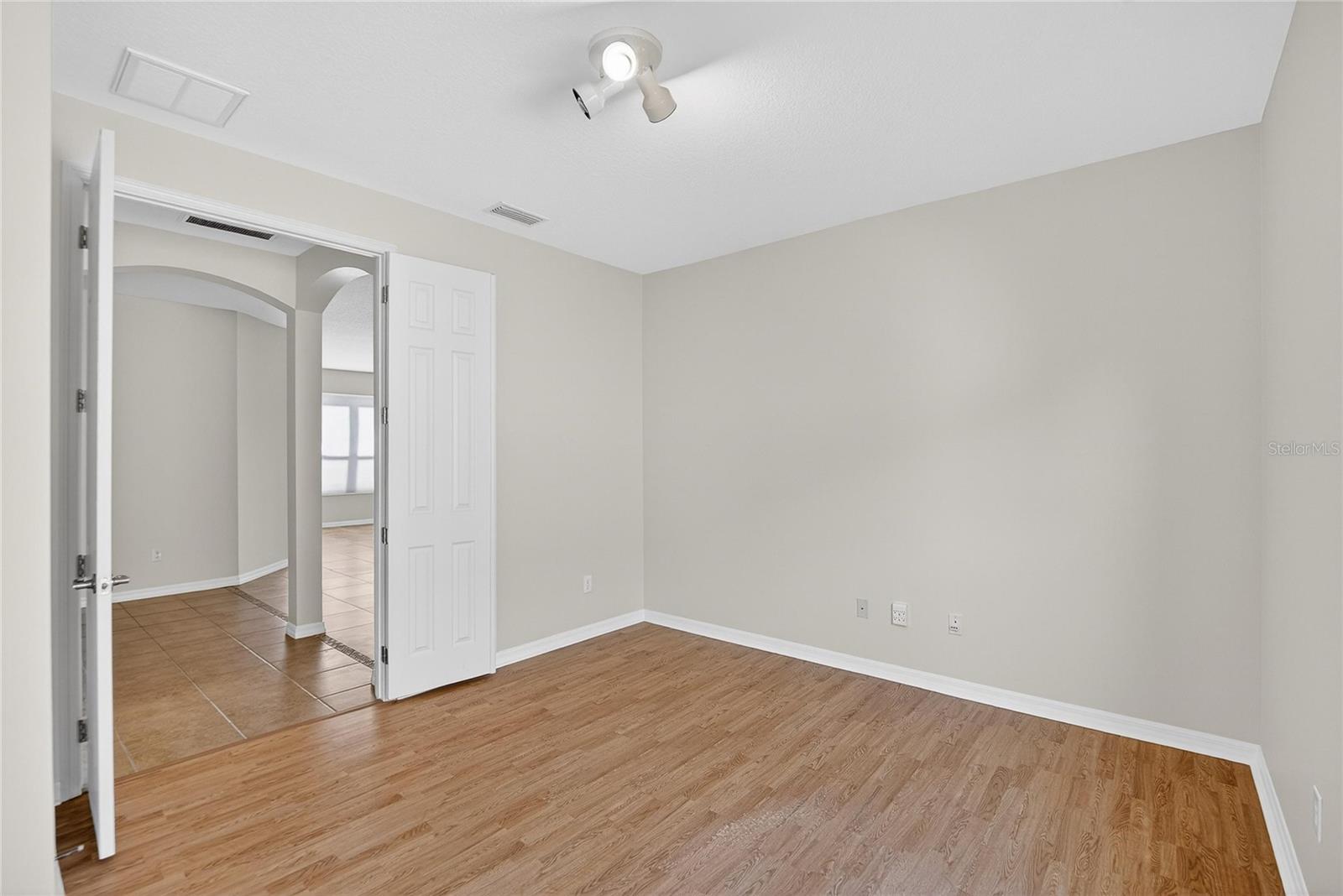 SOUTHSHORE FALLS PH 2 - Residential