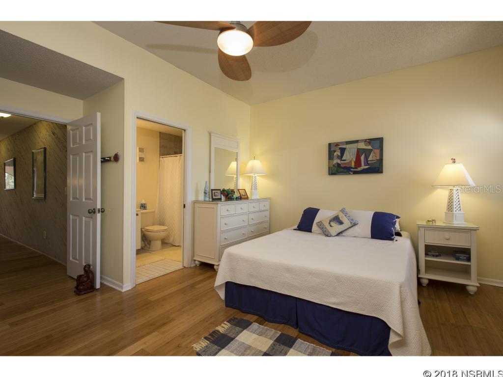 Marina Bay Twnhms - Residential