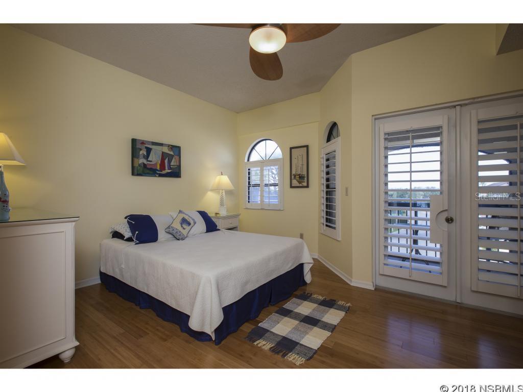 Marina Bay Twnhms - Residential