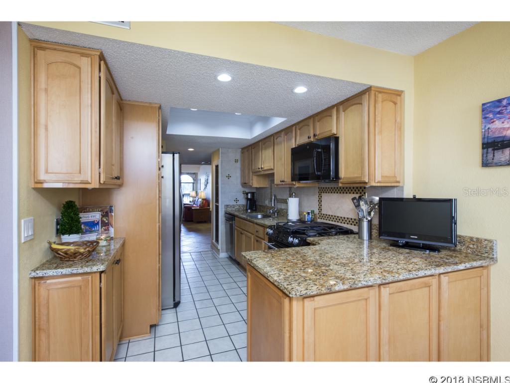 Marina Bay Twnhms - Residential