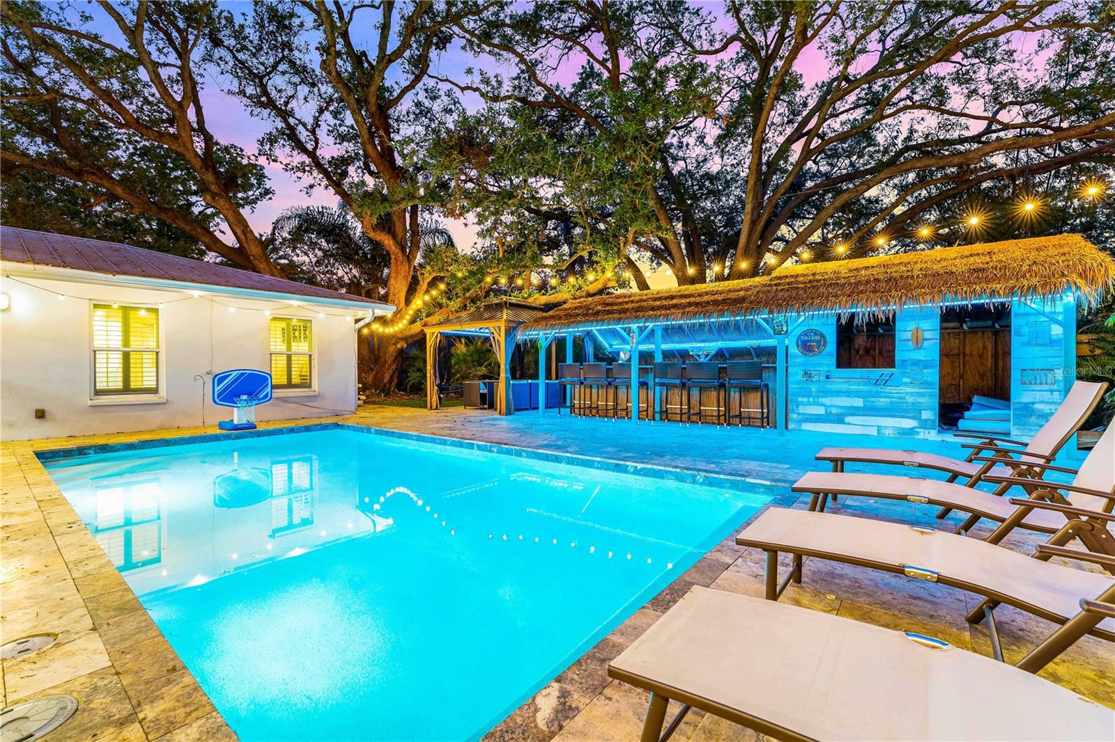 POINSETTIA PARK 2 - Residential Lease