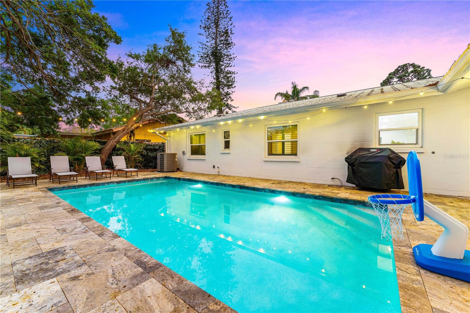 POINSETTIA PARK 2 - Residential Lease