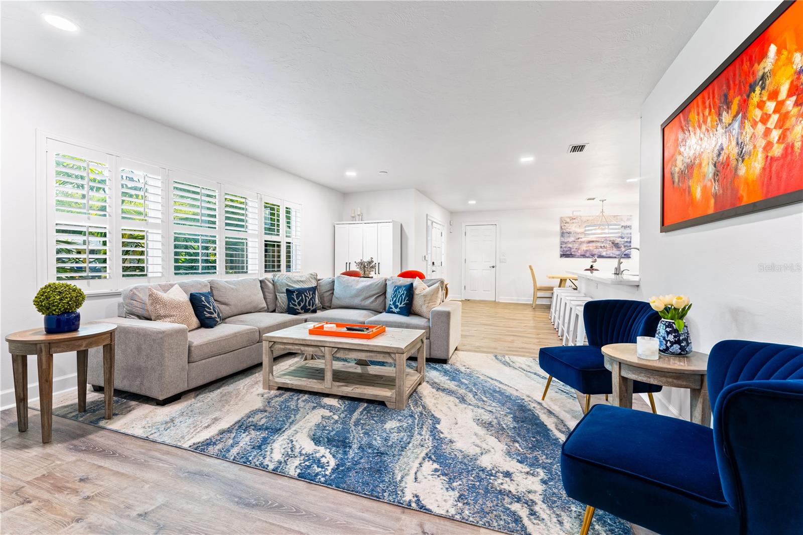 POINSETTIA PARK 2 - Residential Lease