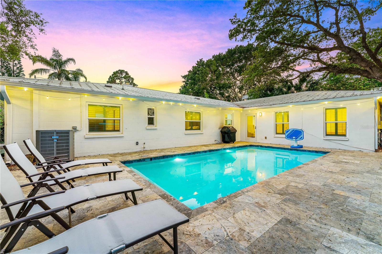 POINSETTIA PARK 2 - Residential Lease