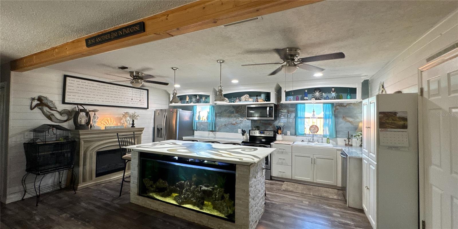 BAYOU MANOR 3RD ADD - Residential