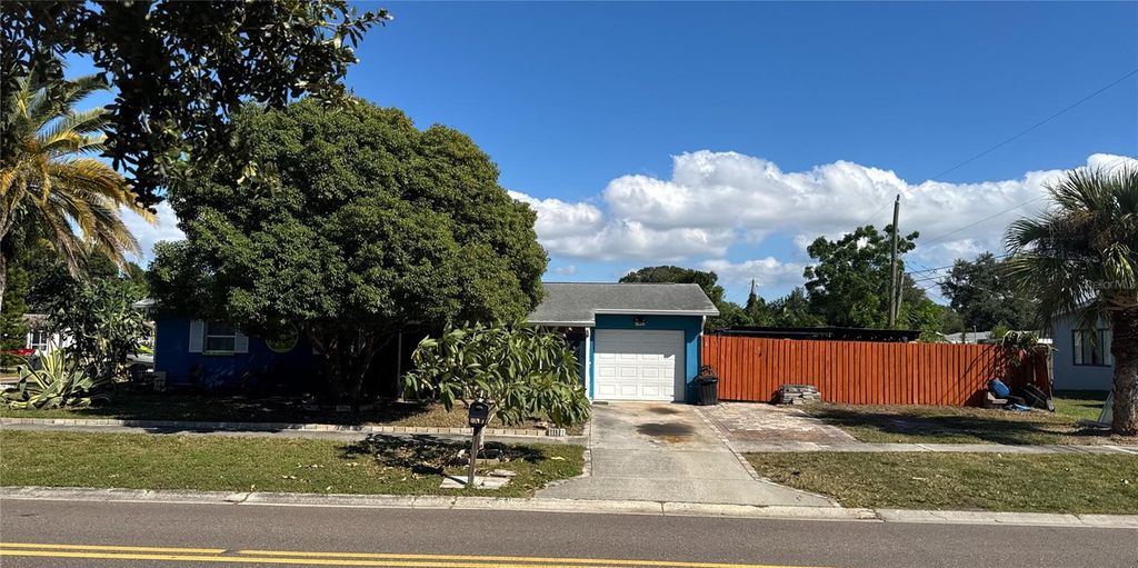 Photo of 7851 84th Lane, Seminole, FL 33777 (MLS # TB8442803)