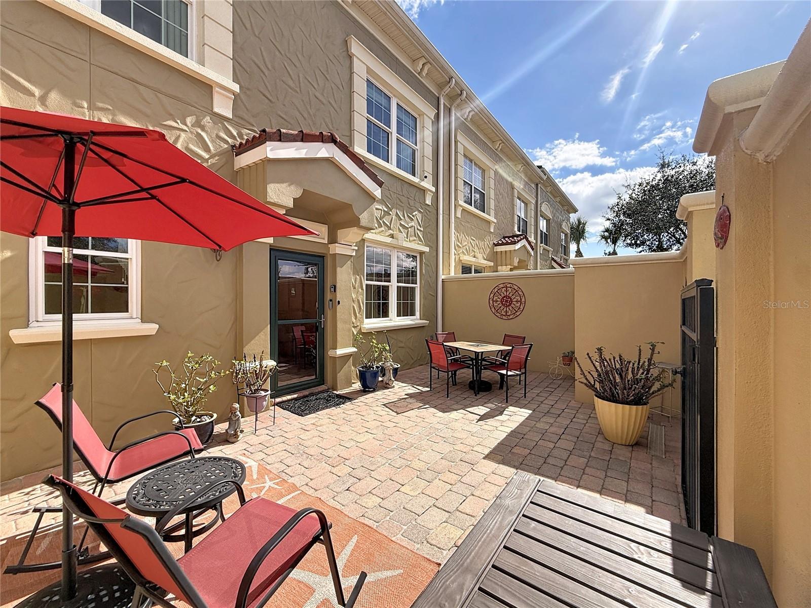 2726 BELLA VISTA DRIVE