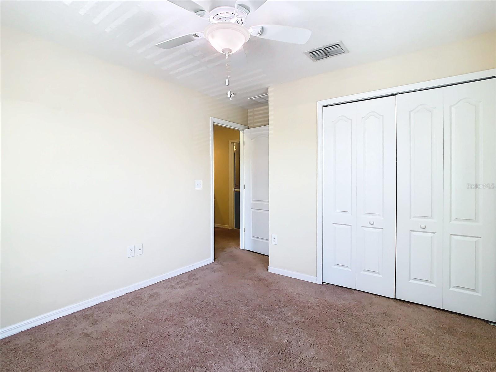 THOUSAND OAKS EAST PH V - Residential