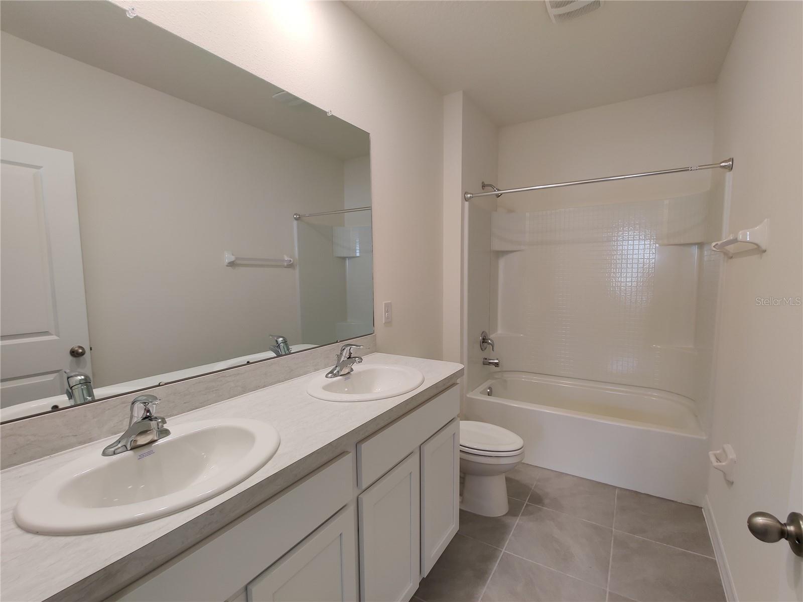 MIRADA PRCL 17-2 - Residential