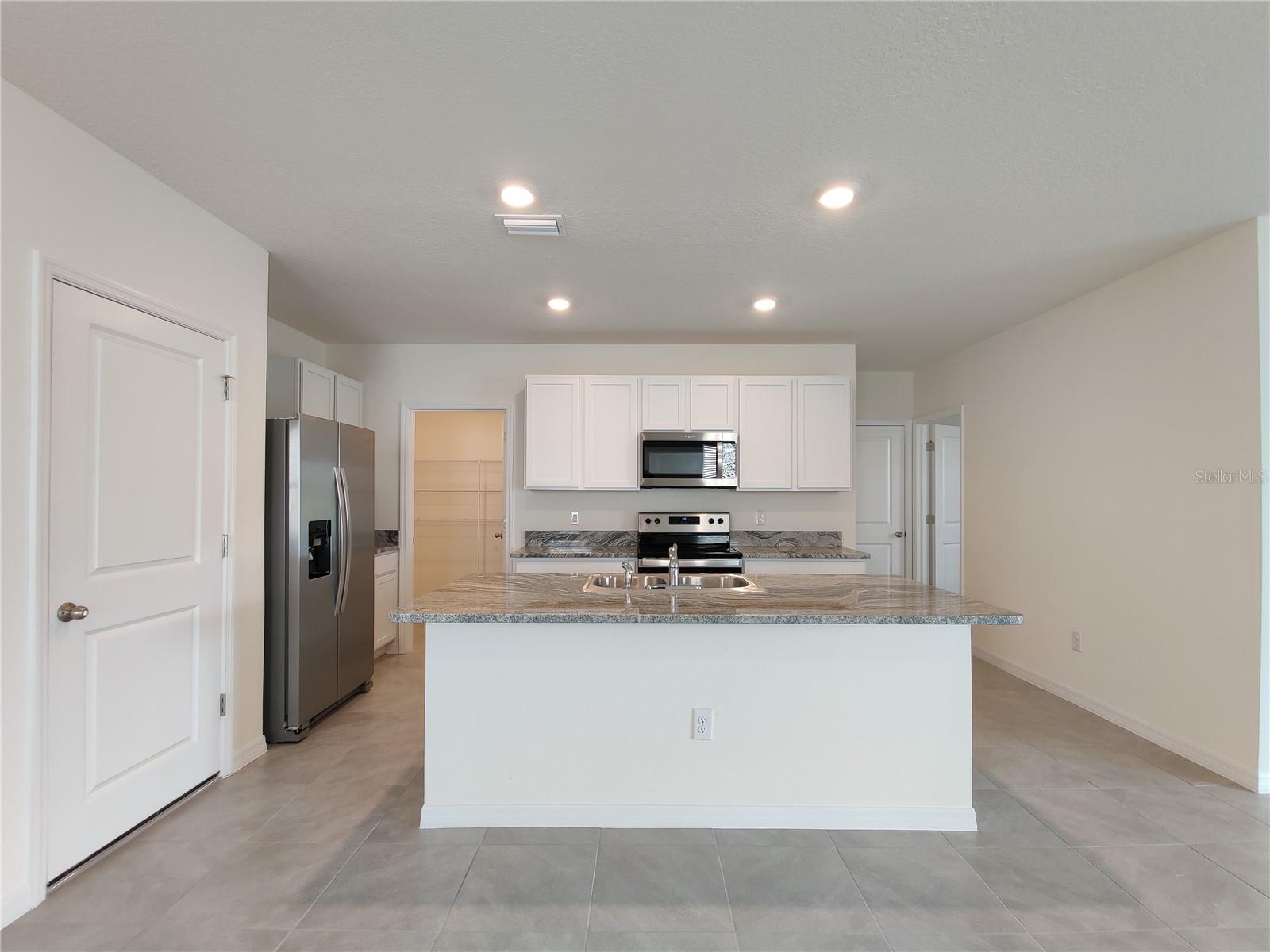 MIRADA PRCL 17-2 - Residential