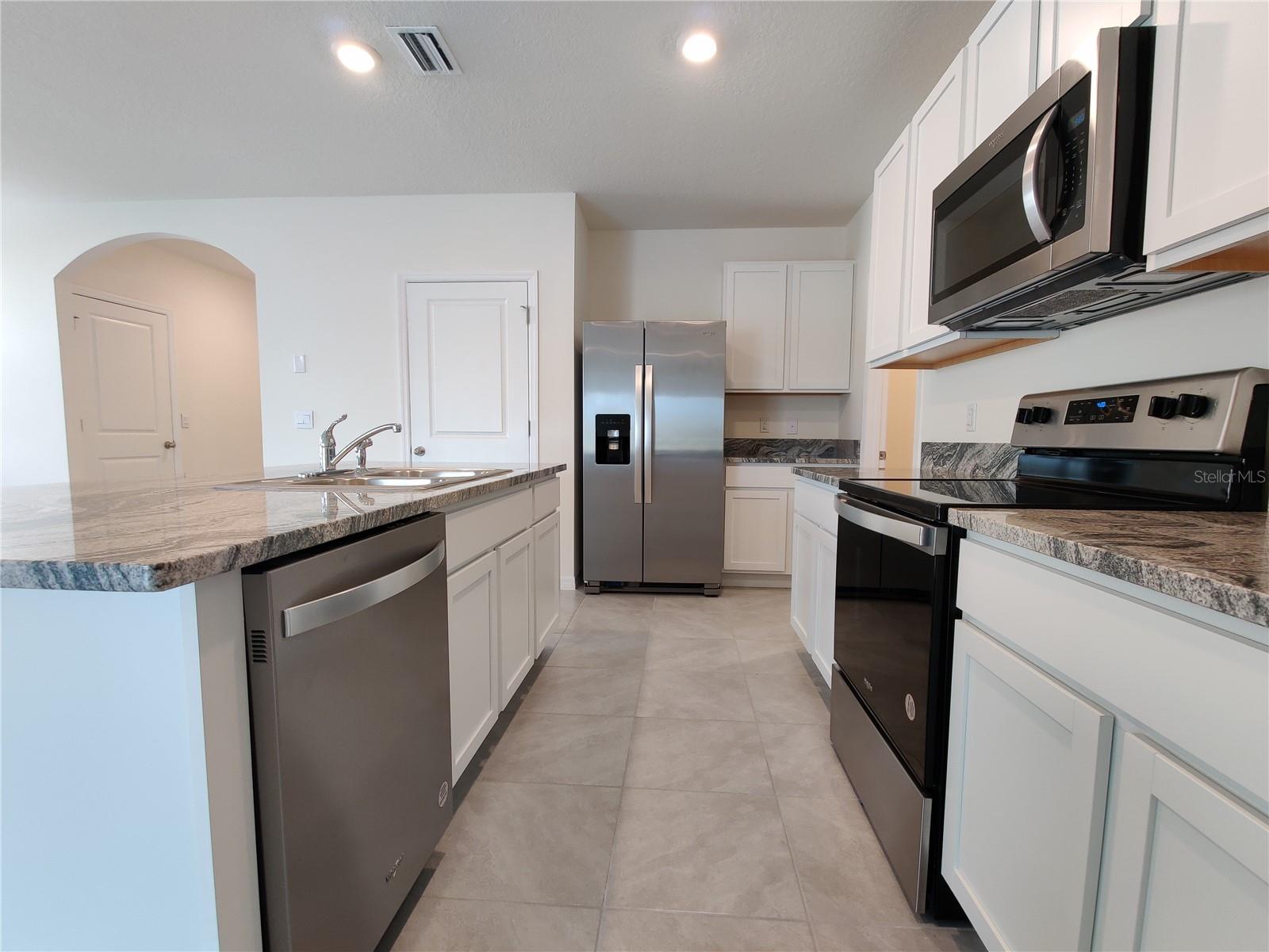 MIRADA PRCL 17-2 - Residential