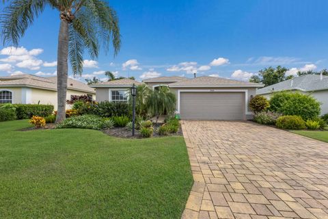 5068 CREEKSIDE TRAIL SARASOTA FL 34243