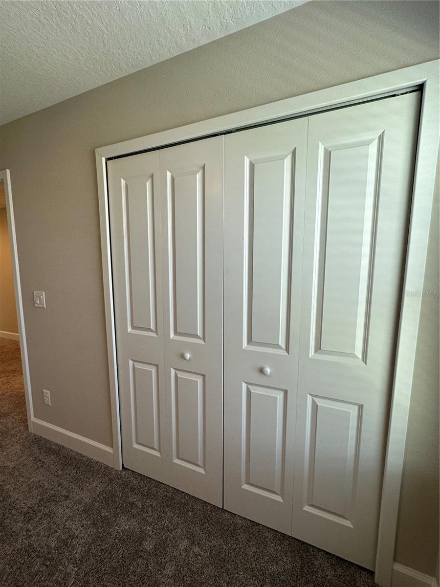 TOWNHOMES AT RIVERS EDGE - Residential Lease