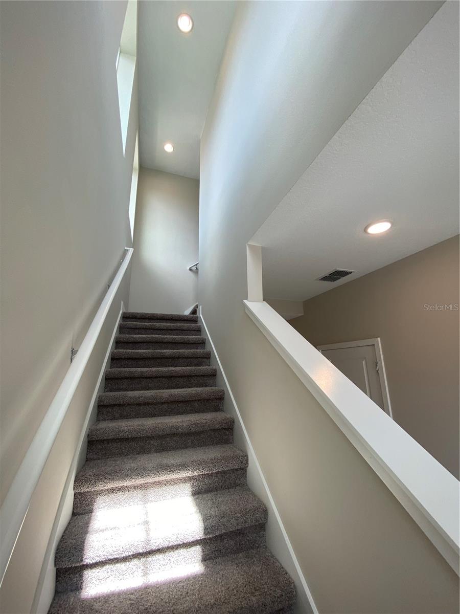 TOWNHOMES AT RIVERS EDGE - Residential Lease