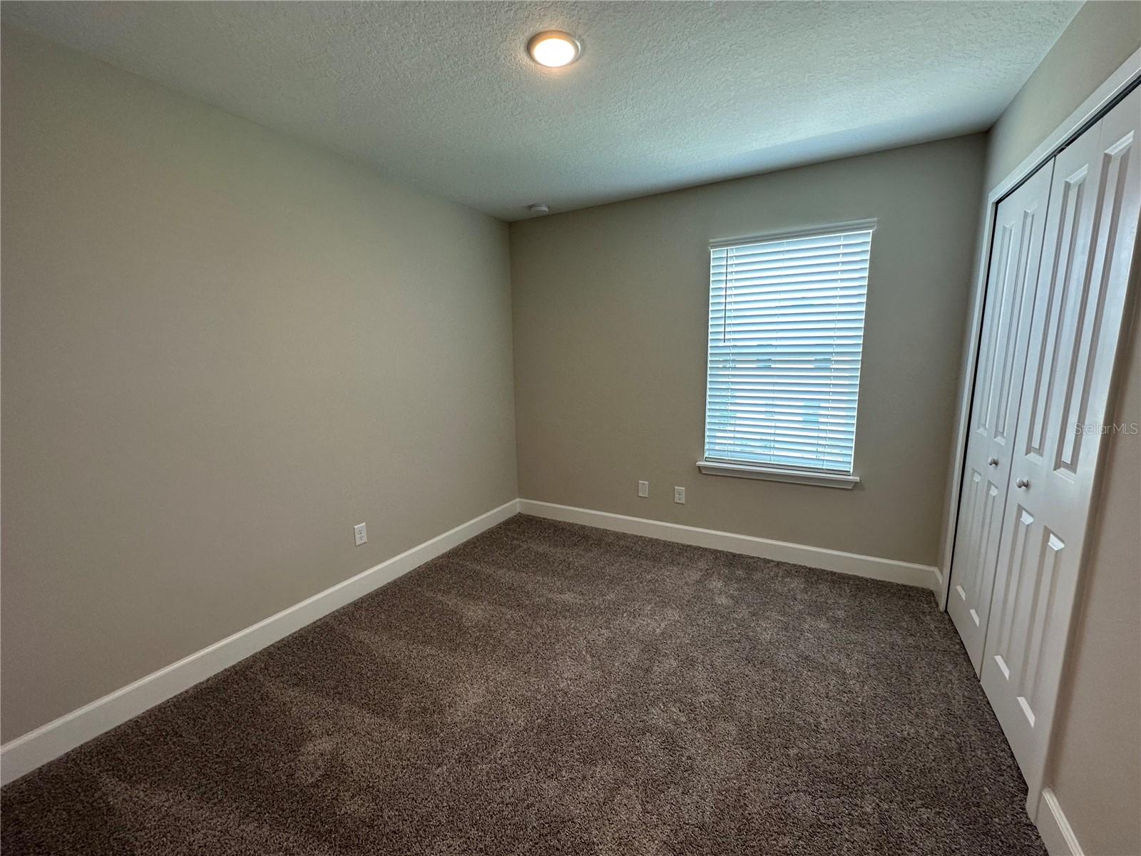 TOWNHOMES AT RIVERS EDGE - Residential Lease