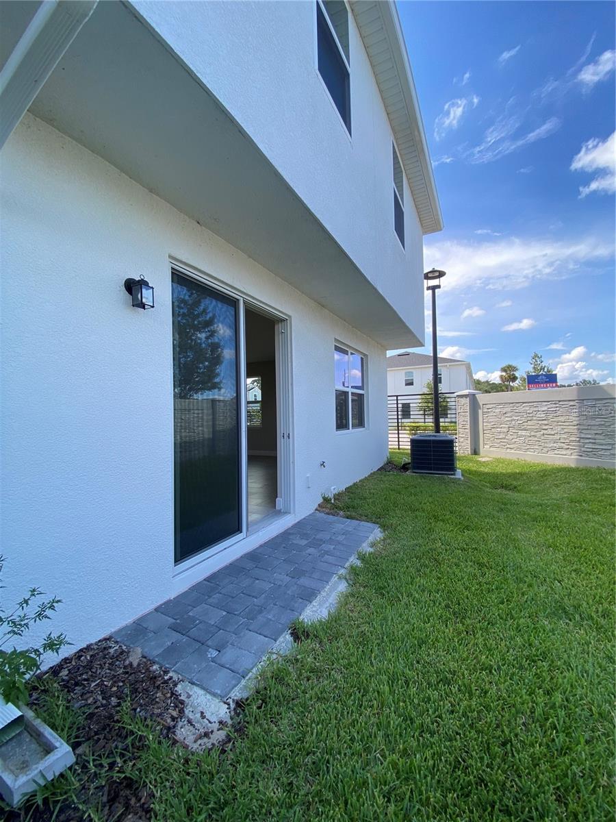 TOWNHOMES AT RIVERS EDGE - Residential Lease