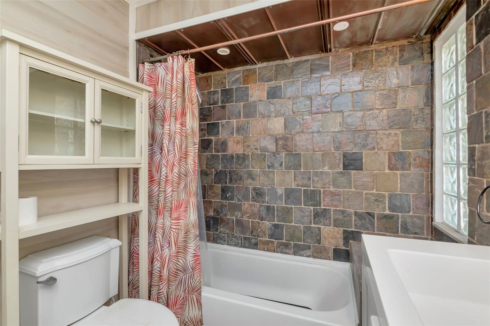 GULF TO BAY ESTATES UNIT 1 REP - Residential