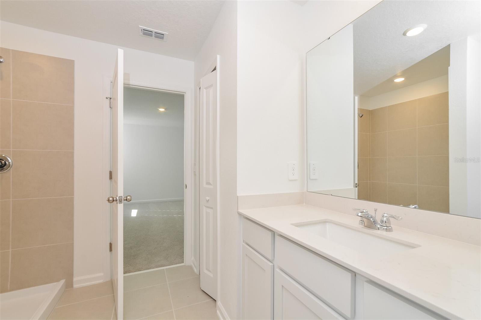 PEACE CRK RESERVE - Residential Lease